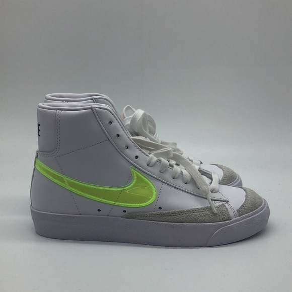 Women’s Nike Blazer Mid White/Neon DJ3050-100 NWOB - Picture 2 of 5